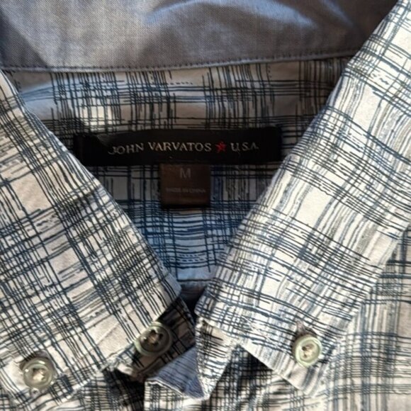 John Varvatos USA Medium Plaid Style Button Front Shirt - Picture 4 of 8